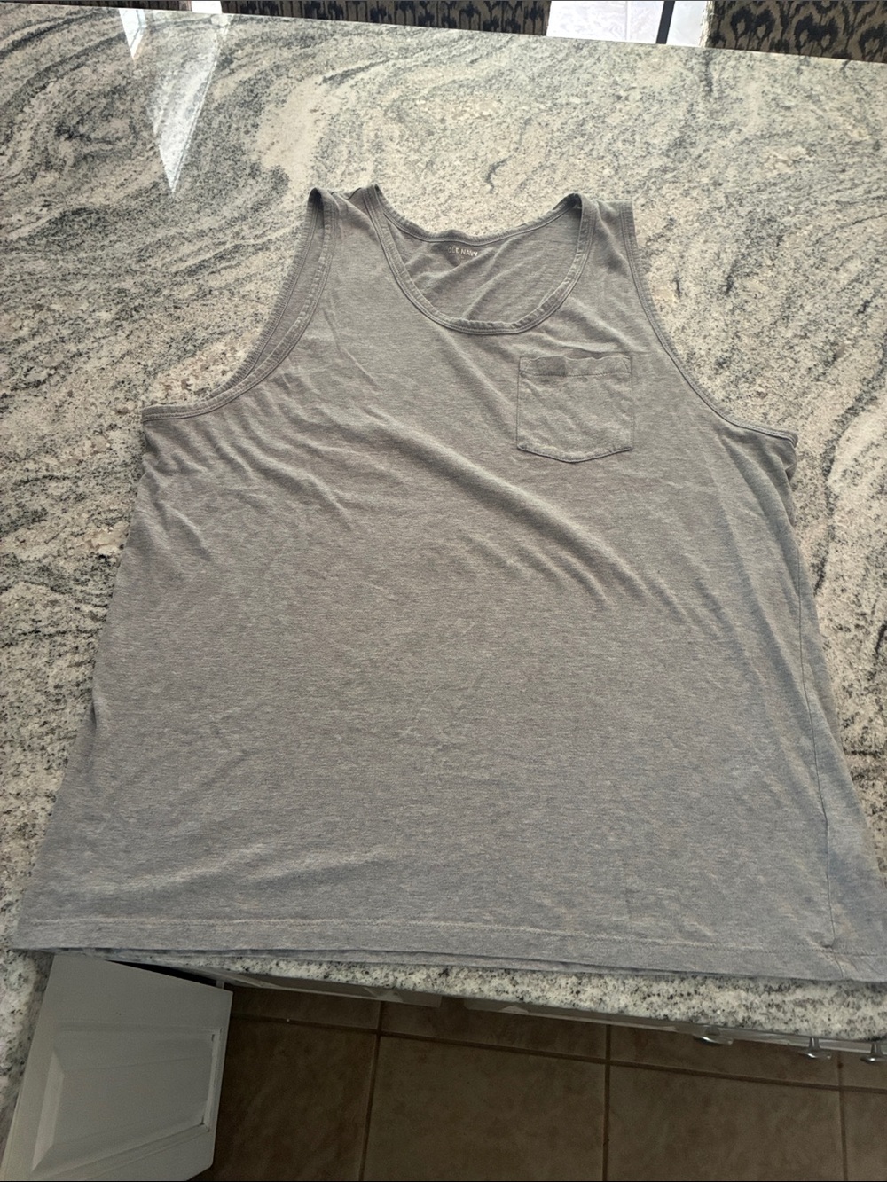 Men's Gray Pocket Tank Top l XL